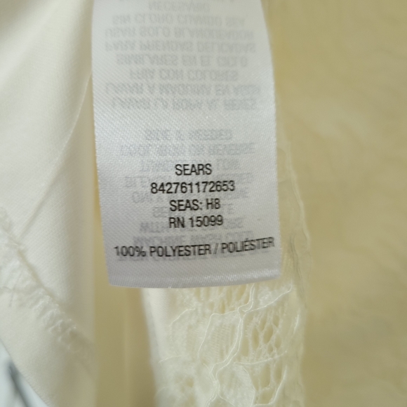 NWT Simply Styled Long Sleeve Lace Top - Picture 8 of 10